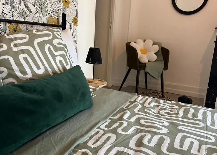 Cozy & Air-conditioned 2 Patte D'oie Quiet Neighborhood *